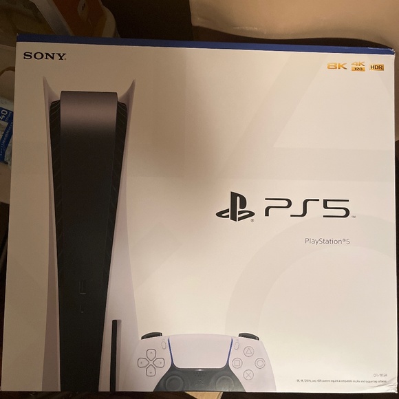 PS5 - Picture 1 of 3